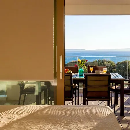 아파트 Bel Etage Amora Luxury Seaview With Pool 스플리트