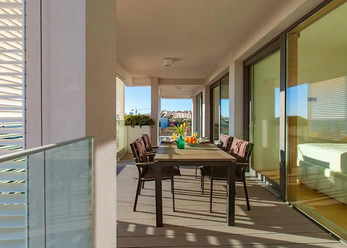 Bel Etage Amora Luxury Seaview With Pool Apartment