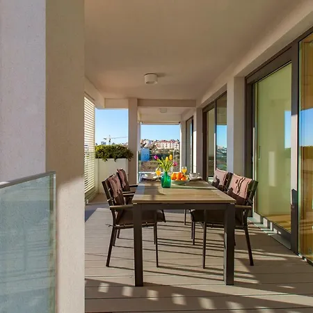 Bel Etage Amora Luxury Seaview With Pool Apartman